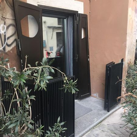 The Essential Trastevere Design Studio Rom Exteriör bild