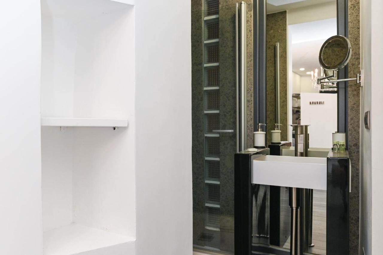 The Essential Trastevere Design Studio Rom Exteriör bild