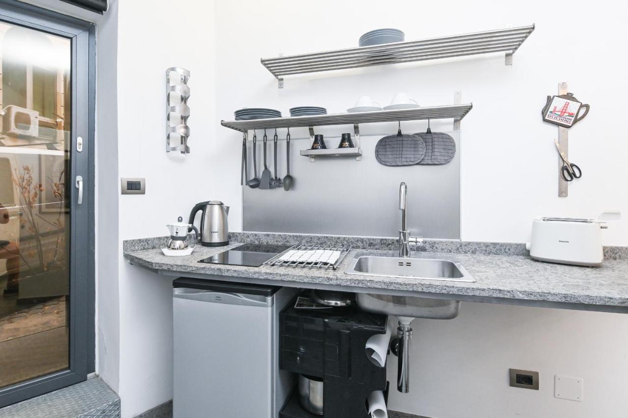 The Essential Trastevere Design Studio Rom Exteriör bild