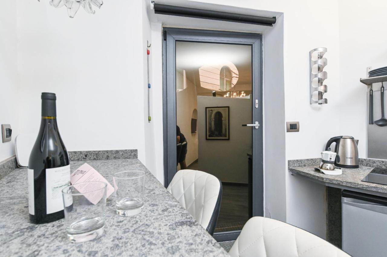 The Essential Trastevere Design Studio Rom Exteriör bild